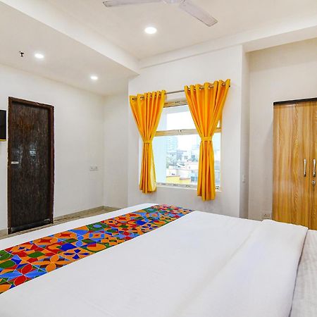 Fabhotel Grand Hazra Inn - Nr Ballygunge Station Calcutta  Esterno foto