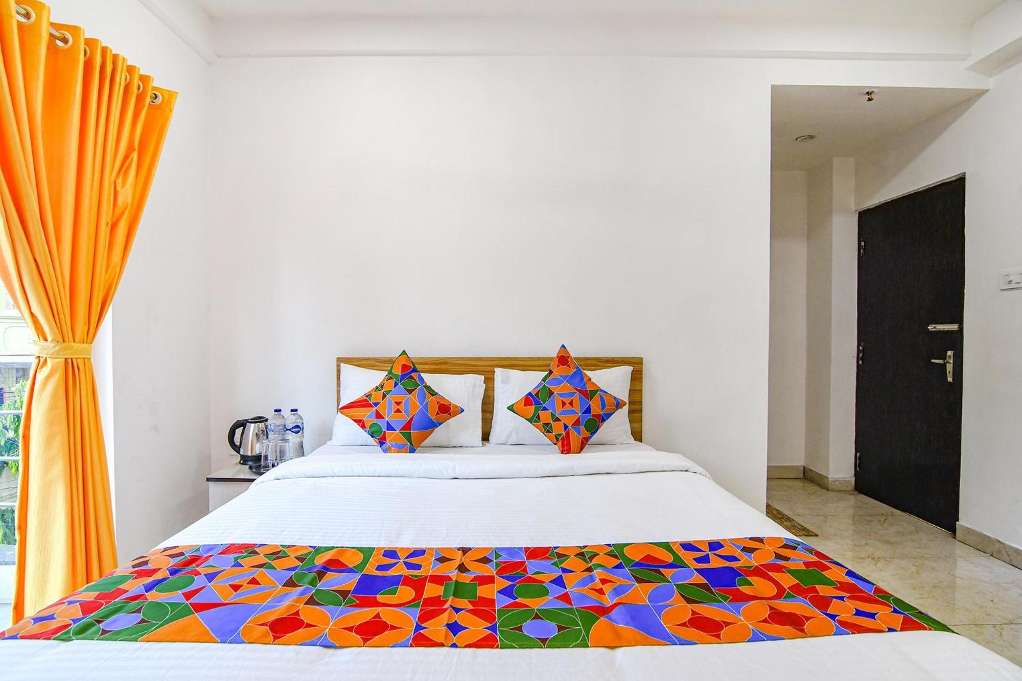 Fabhotel Grand Hazra Inn - Nr Ballygunge Station Calcutta  Esterno foto