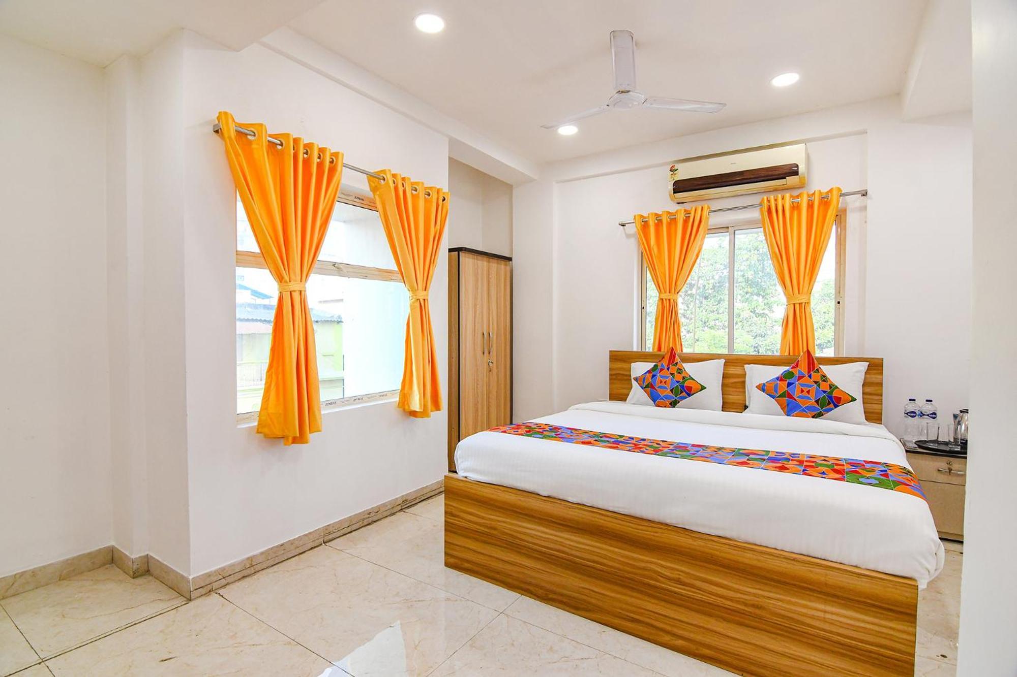 Fabhotel Grand Hazra Inn - Nr Ballygunge Station Calcutta  Esterno foto